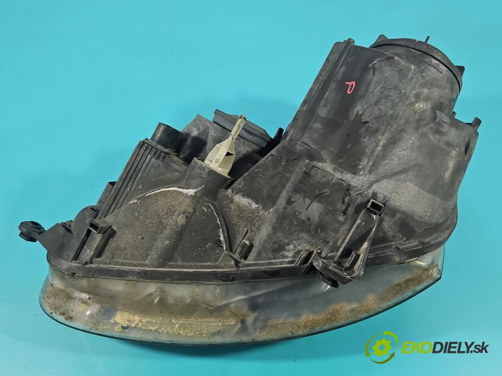 Vw Golf V 2003-2009 1.9 tdi 105 HP manual 77 kW 1896 cm3 5- Reflektor: pravý  (Svetlo predné pravé)