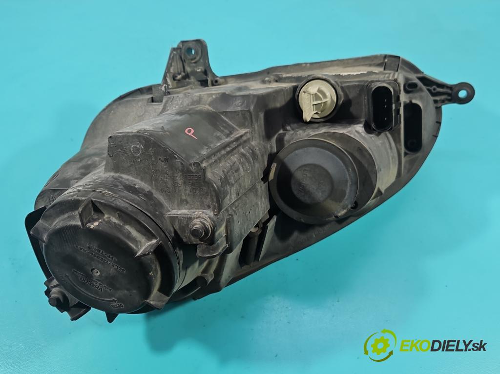 Vw Golf V 2003-2009 1.9 tdi 105 HP manual 77 kW 1896 cm3 5- Reflektor: pravý  (Svetlo predné pravé)