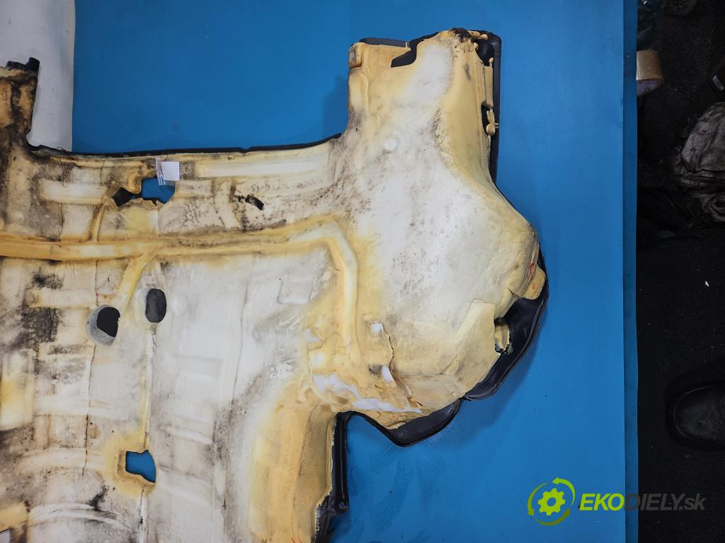 Renault Master III 2010-2024 2.3 dci 131 HP manual 96 kW 2299 cm3 5- koberec do auta ostatné 749021263R