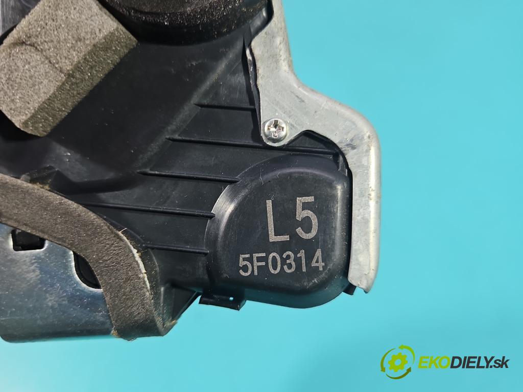 Lexus NX I 2014-2021 2.5 16V 155 HP automatic 114 kW 2494 cm3 5- zámok predné pravý