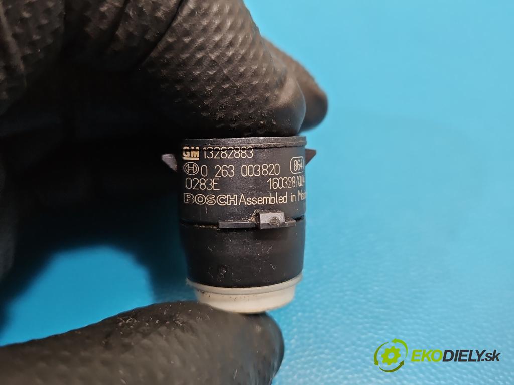 Opel Insignia A 2008-2017 2.0 cdti B20DTH: 170 HP automatic 125 kW 1956 cm3 5- snímač parkovaní: 13282883