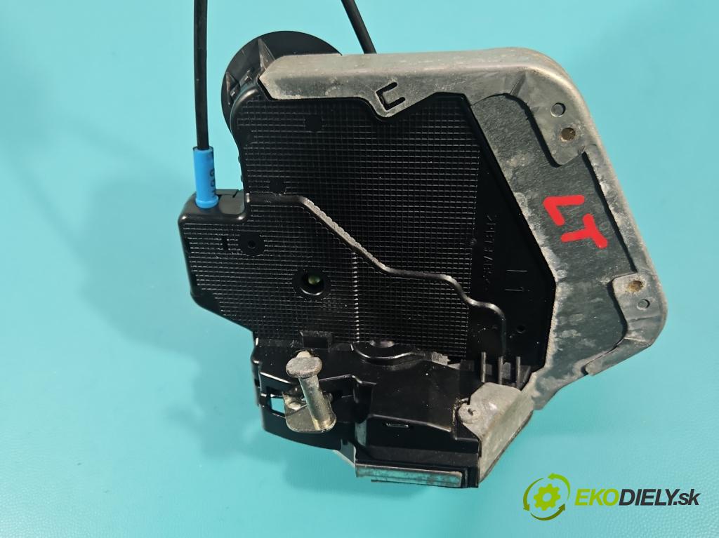 Lexus NX I 2014-2021 2.5 16V 155 HP automatic 114 kW 2494 cm3 5- zámok zadné ľavý