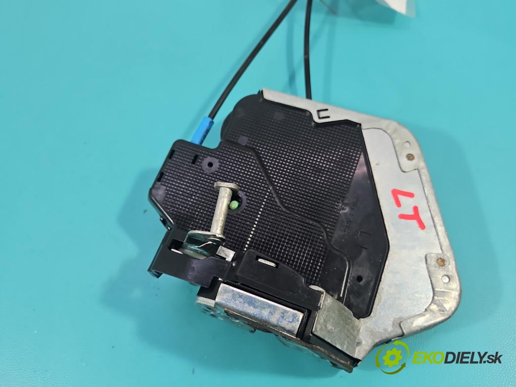 Lexus NX I 2014-2021 2.5 16V 155 HP automatic 114 kW 2494 cm3 5- zámok zadné ľavý