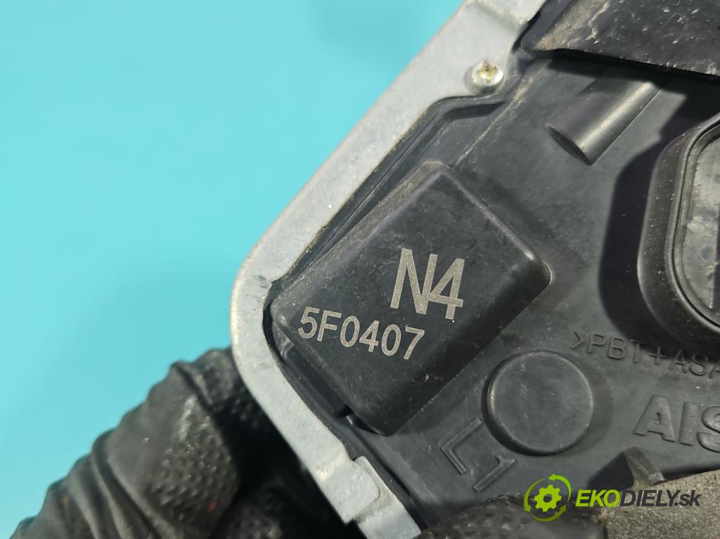 Lexus NX I 2014-2021 2.5 16V 155 HP automatic 114 kW 2494 cm3 5- zámok zadné ľavý