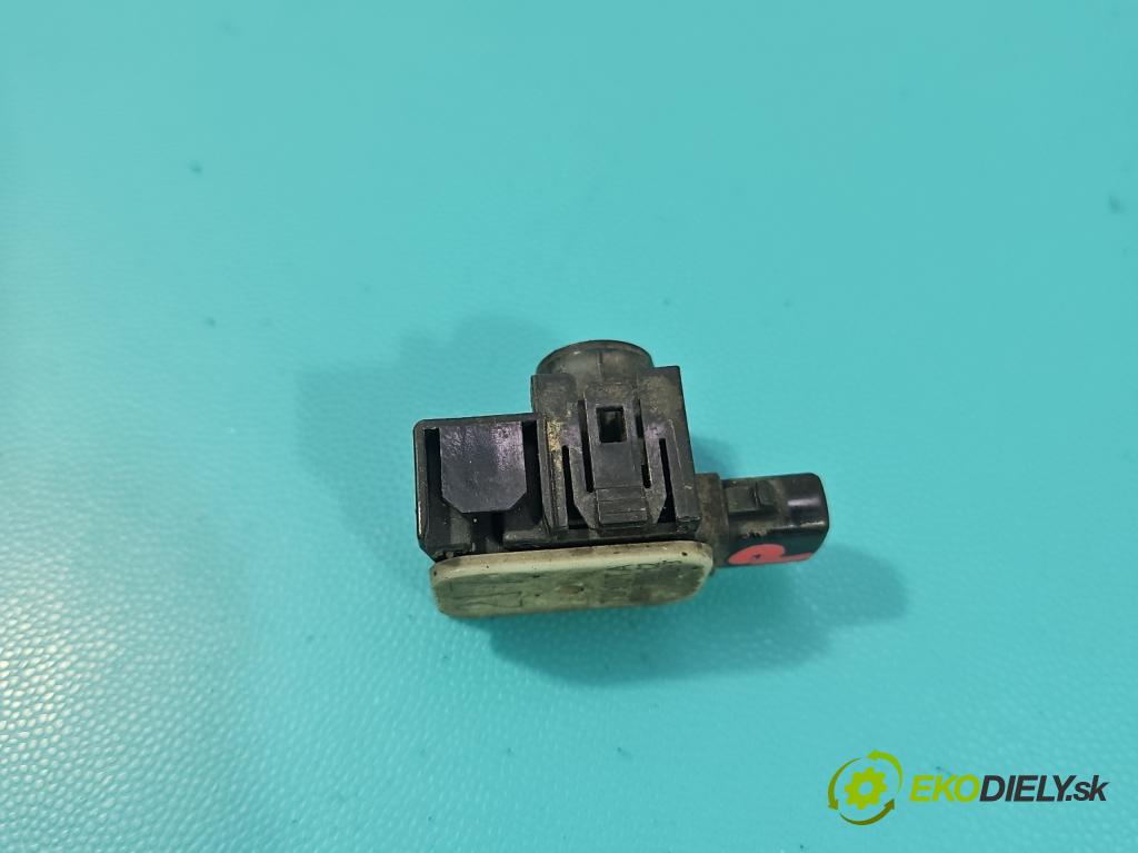 Lexus NX I 2014-2021 2.5 16V 155 HP automatic 114 kW 2494 cm3 5- snímač parkovaní: 89341-78010