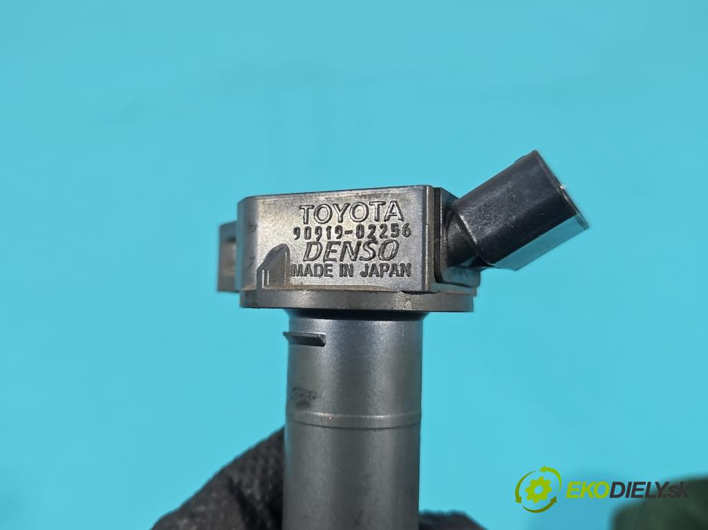 Lexus NX I 2014-2021 2.5 16V 155 HP automatic 114 kW 2494 cm3 5- cievka zapaľovacia 90919-02256 (Zapaľovacia cievka)