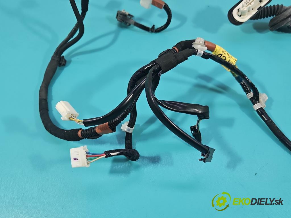 Lexus NX I 2014-2021 2.5 16V 155 hp automatic 114 kW 2494 cm3 5- Balíček: dveře zadní vlevo 82154-78020B