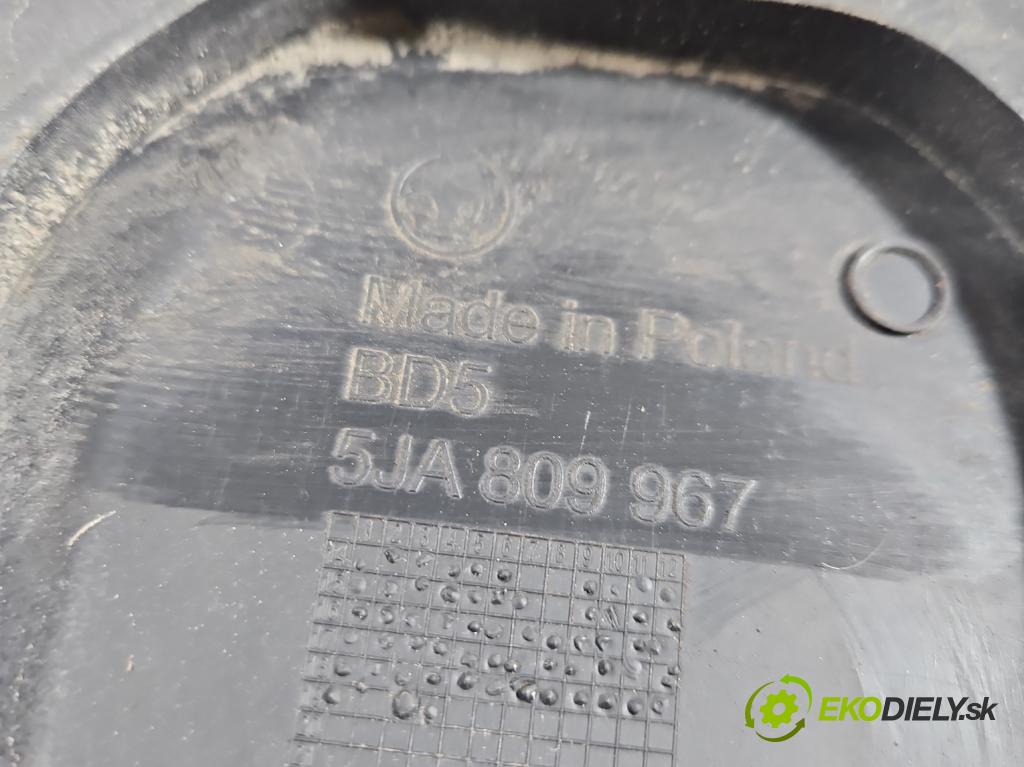 Skoda Fabia III 2014- 2021 1.0 TSI 95 HP manual 70 kW 999 cm3 5- Blatník: predné pravé 5JA809967