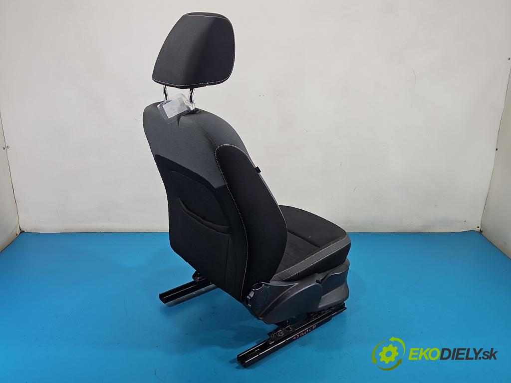 Skoda Fabia III 2014- 2021 1.0 TSI 95 HP manual 70 kW 999 cm3 5- Sedačka pravý  (Sedadlo)
