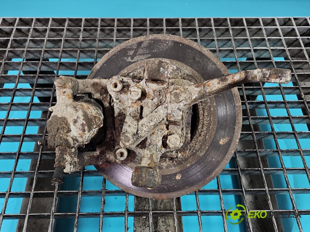 Polonez Truck 1.6 8V 87 HP manual 64 kW 1598 cm3 5- náboj ľavé  (Náboj kolesa)