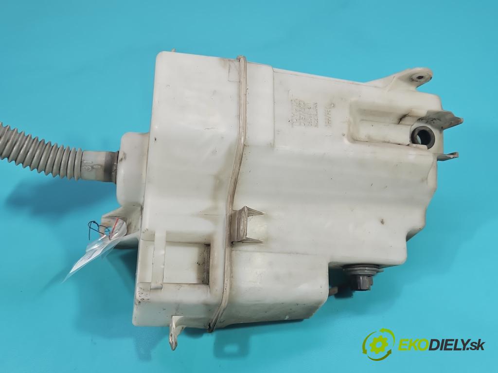 Lexus NX I 2014-2021 2.5 16V 155 HP automatic 114 kW 2494 cm3 5- nádržka tekutina: ostrekovačov 060851-511