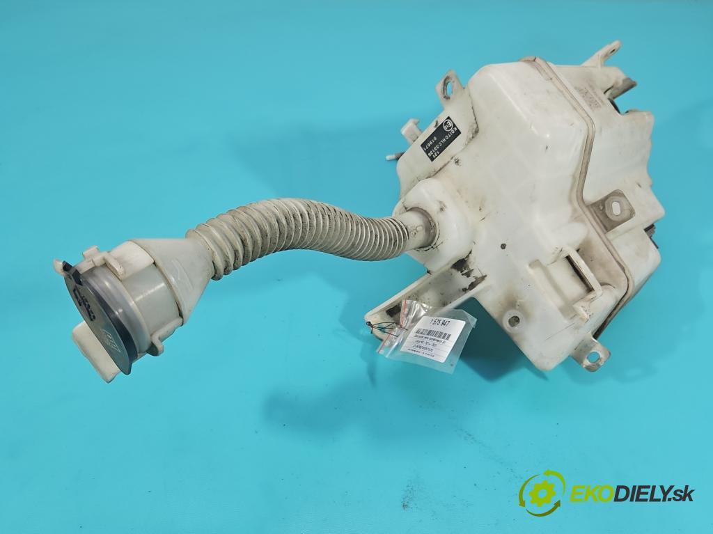 Lexus NX I 2014-2021 2.5 16V 155 HP automatic 114 kW 2494 cm3 5- nádržka tekutina: ostrekovačov 060851-511