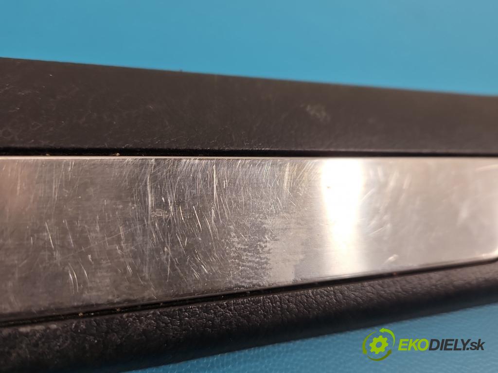 Lexus NX I 2014-2021 2.5 16V 155 HP automatic 114 kW 2494 cm3 5- lišta práh: pravé 67910-780 (Lišta prahová)