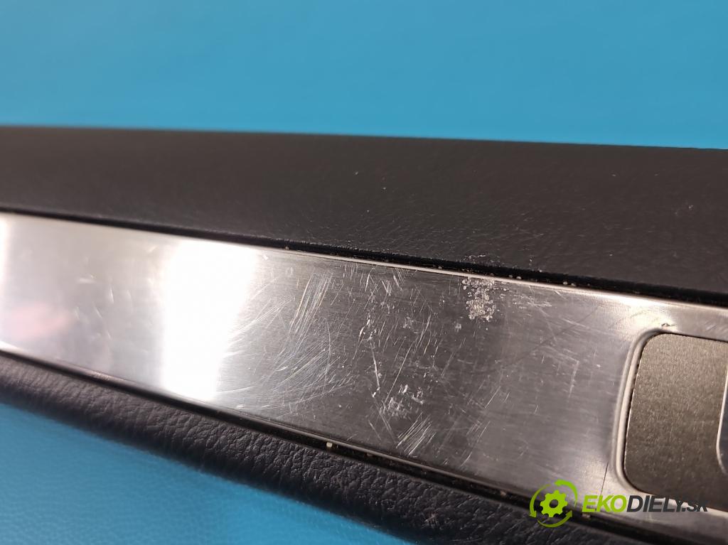 Lexus NX I 2014-2021 2.5 16V 155 HP automatic 114 kW 2494 cm3 5- lišta práh: pravé 67910-780 (Lišta prahová)