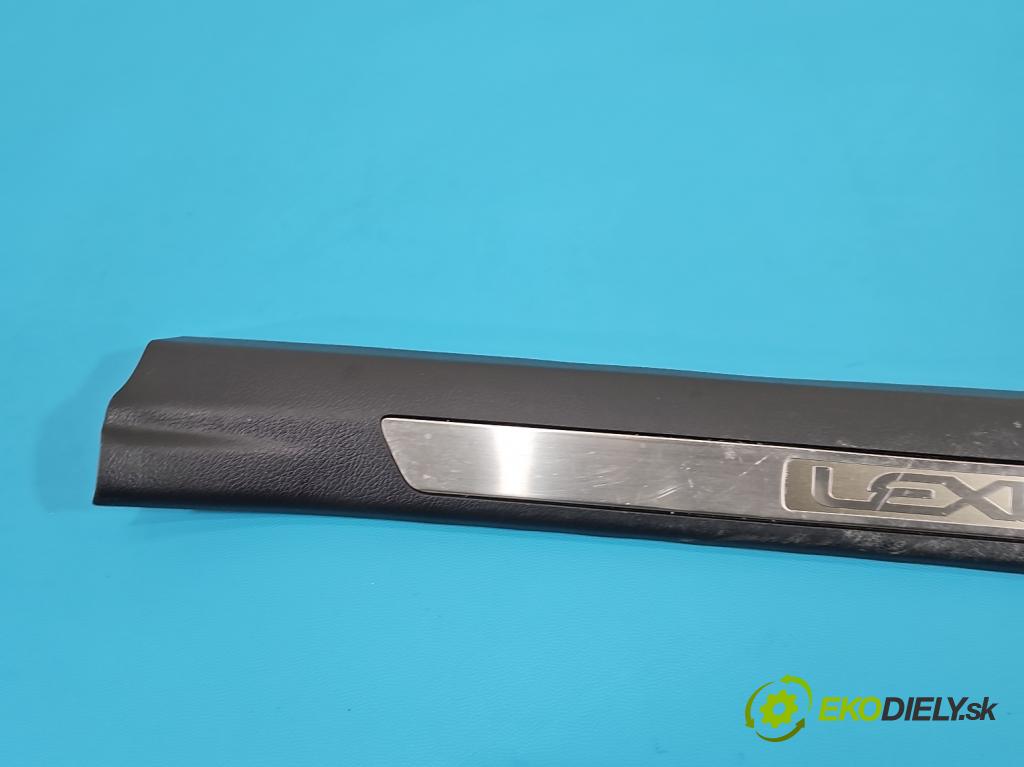 Lexus NX I 2014-2021 2.5 16V 155 HP automatic 114 kW 2494 cm3 5- lišta práh: pravé 67910-780 (Lišta prahová)