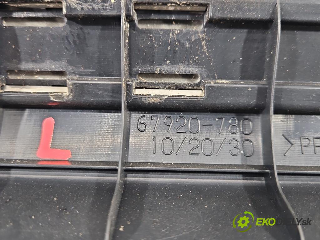 Lexus NX I 2014-2021 2.5 16V 155 HP automatic 114 kW 2494 cm3 5- lišta práh: ľavé 67920-780 (Lišta prahová)