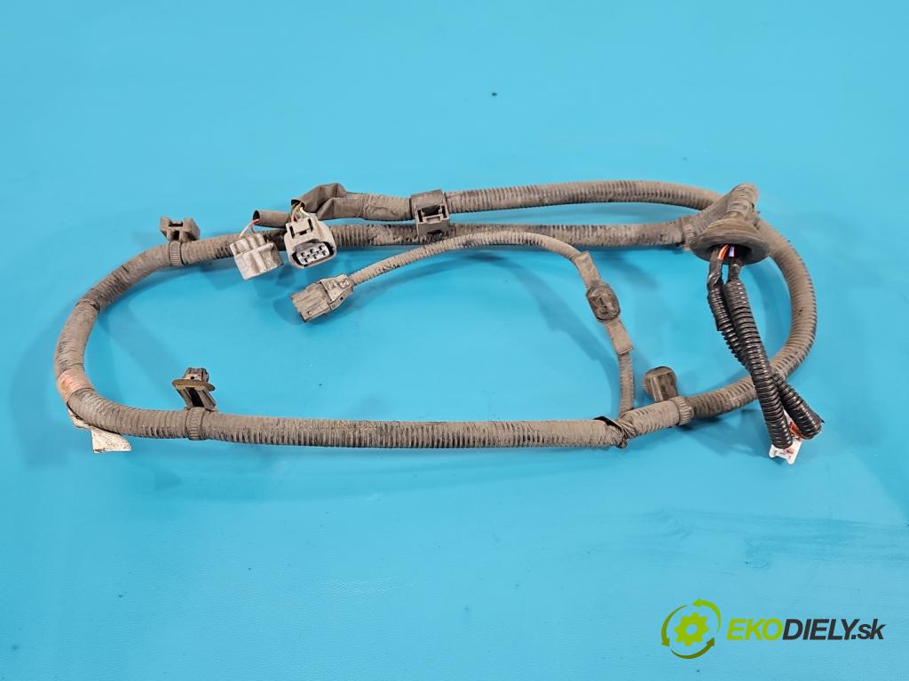 Lexus NX I 2014-2021 2.5 16V 155 HP automatic 114 kW 2494 cm3 5- Zväzok: motora 