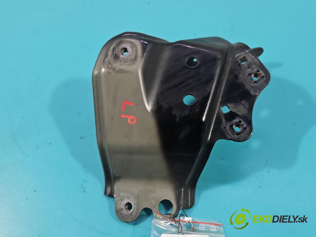 Lexus NX I 2014-2021 2.5 16V 155 HP automatic 114 kW 2494 cm3 5- Upevnenie: