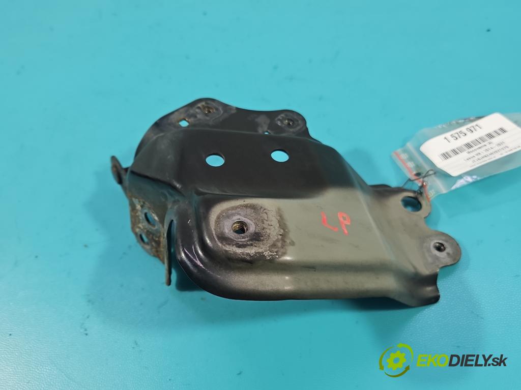 Lexus NX I 2014-2021 2.5 16V 155 HP automatic 114 kW 2494 cm3 5- Upevnenie: