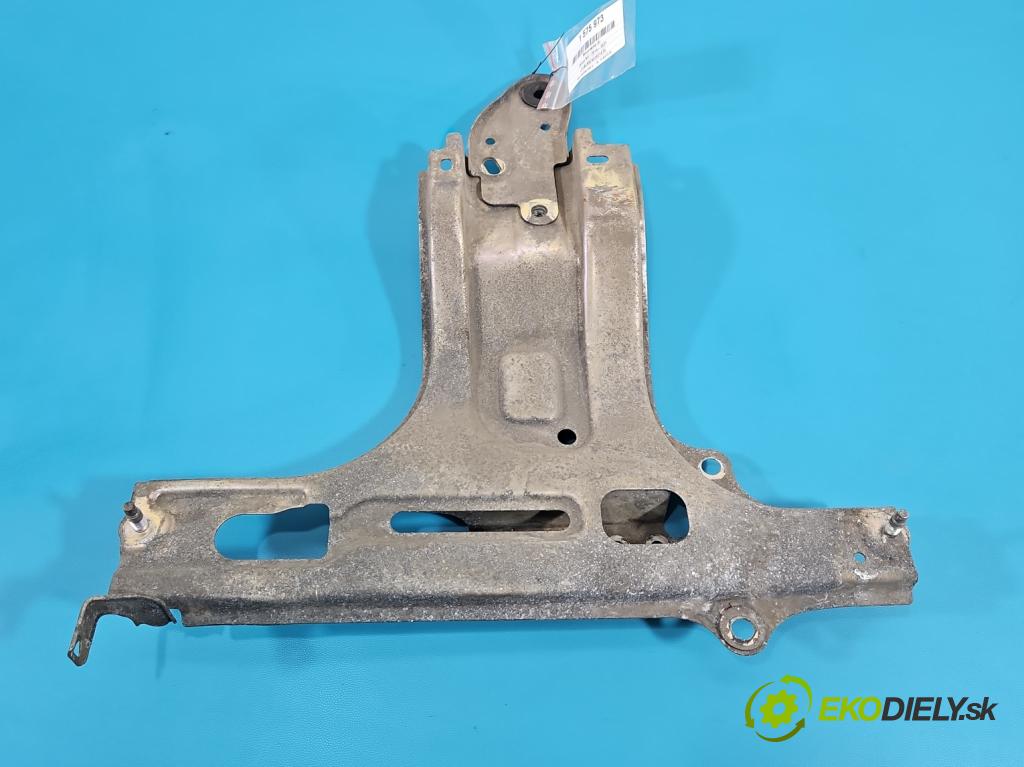 Lexus NX I 2014-2021 2.5 16V 155 hp automatic 114 kW 2494 cm3 5- Upevnění: 