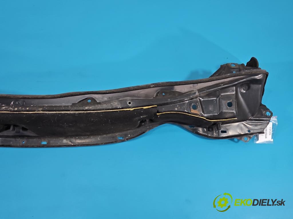 Lexus NX I 2014-2021 2.5 16V 155 HP automatic 114 kW 2494 cm3 5- torpédo  (Torpédo (plast pod čelným sklom))