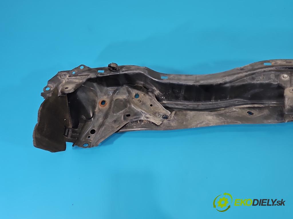 Lexus NX I 2014-2021 2.5 16V 155 HP automatic 114 kW 2494 cm3 5- torpédo  (Torpédo (plast pod čelným sklom))