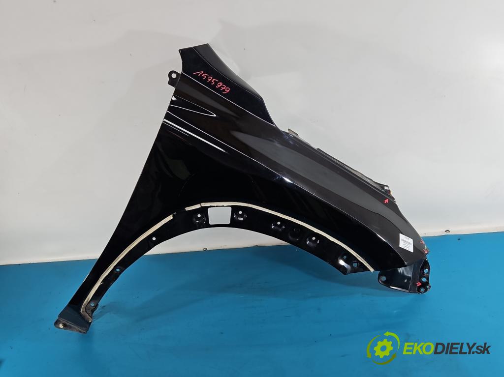 Lexus NX I 2014-2021 2.5 16V 155 HP automatic 114 kW 2494 cm3 5- blatník predné pravý  (Kľučka dverí ostatné)