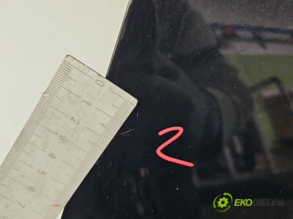 Lexus NX I 2014-2021 2.5 16V 155 HP automatic 114 kW 2494 cm3 5- blatník predné pravý  (Kľučka dverí ostatné)