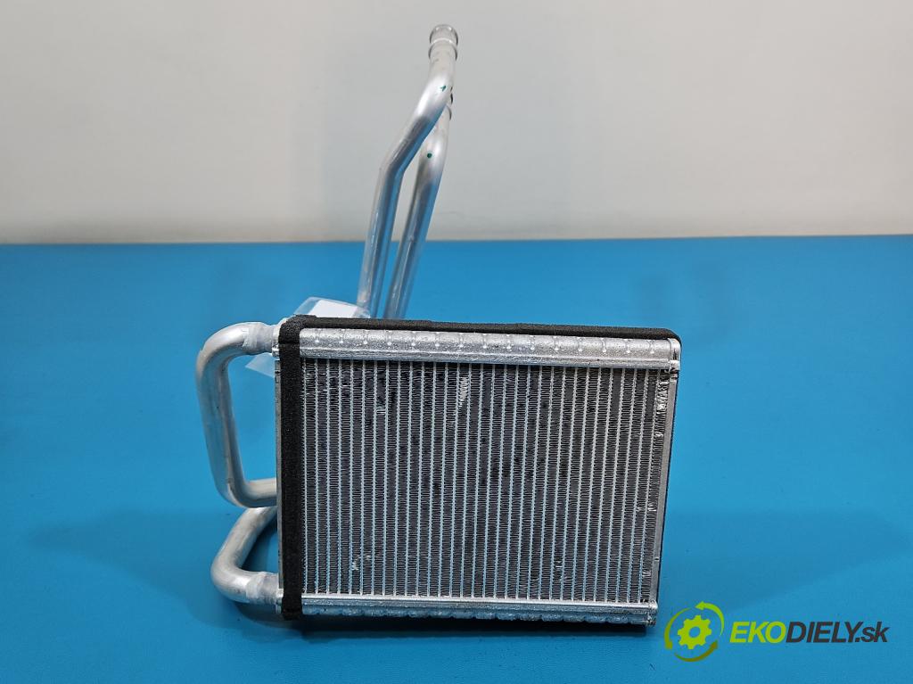 MG MG3  24- 1.5 16V 116 HP manual 85 kW 1495 cm3 5- radiator WQT136040 (Radiátor kúrenia)
