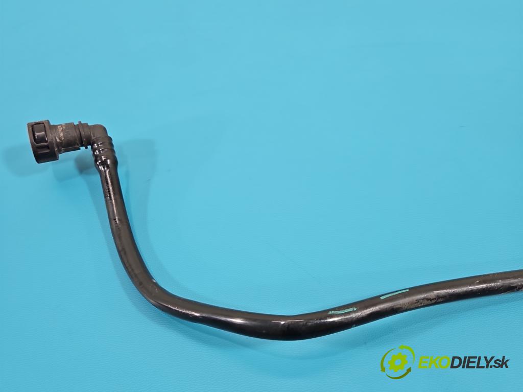 MG MG3  24- 1.5 16V 116 hp manual 85 kW 1495 cm3 5- trubka palivový 11198643