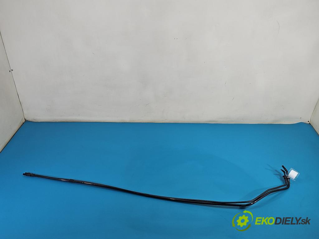 MG MG3  24- 1.5 16V 116 hp manual 85 kW 1495 cm3 5- trubka palivový 2408110440