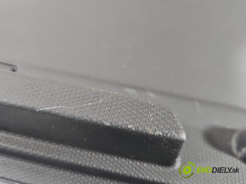 MG MG3  24- 1.5 16V 116 HP manual 85 kW 1495 cm3 5- kryt plast 11677693