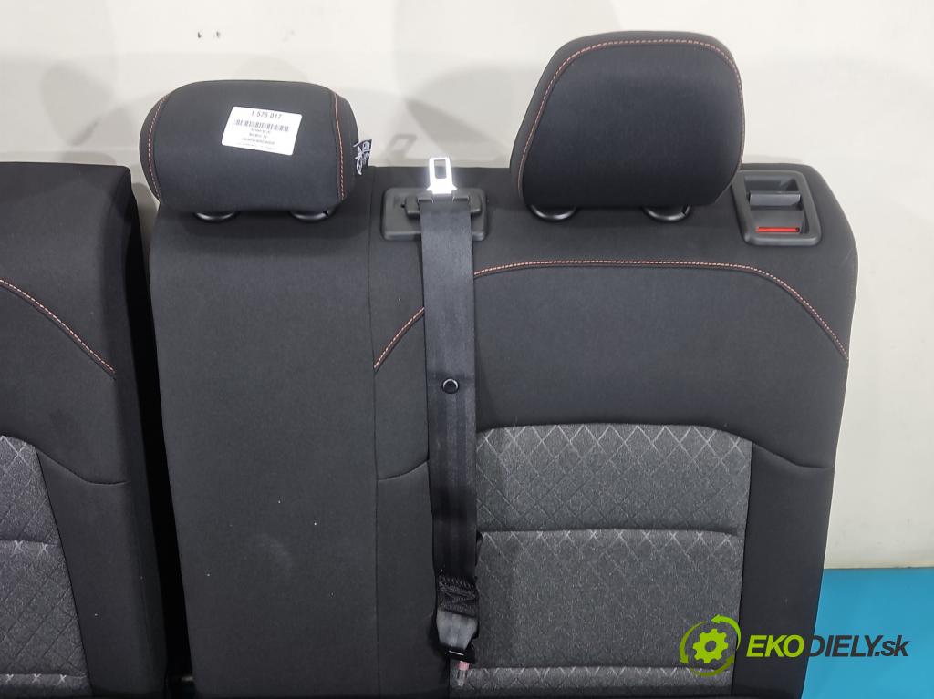 MG MG3  24- 1.5 16V 116 HP manual 85 kW 1495 cm3 5- Pohovka: zadné  (Sedadlo)