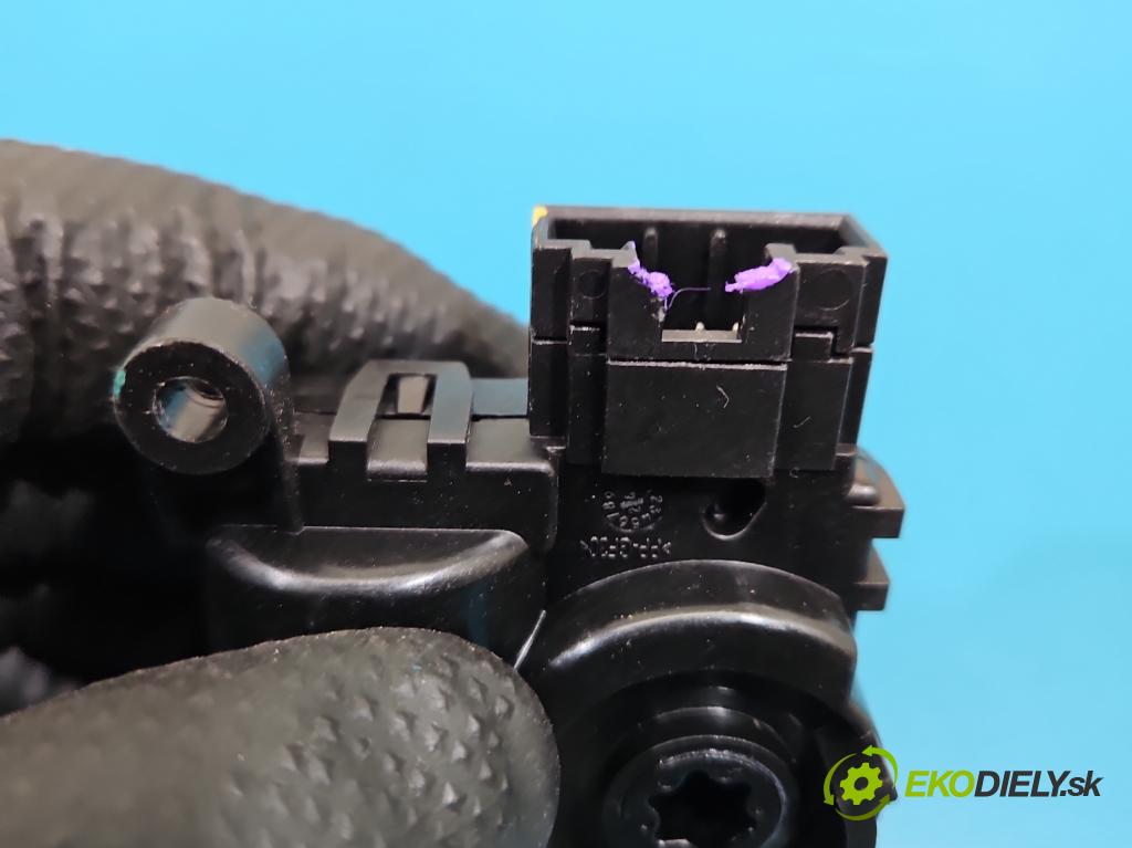 MG MG3  24- 1.5 16V 116 HP manual 85 kW 1495 cm3 5- motor: kúrenia 11218972