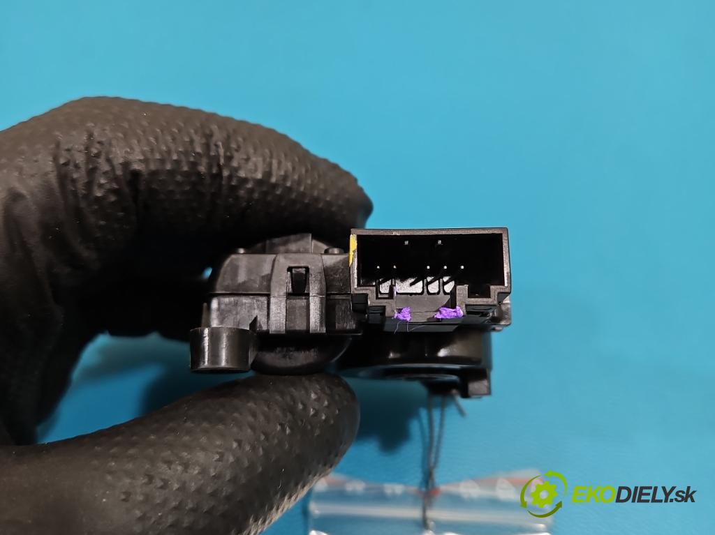 MG MG3  24- 1.5 16V 116 HP manual 85 kW 1495 cm3 5- motor: kúrenia 11218972