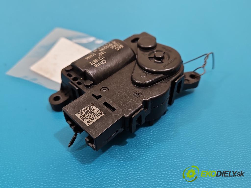 MG MG3  24- 1.5 16V 116 hp manual 85 kW 1495 cm3 5- motorek topení 11218972