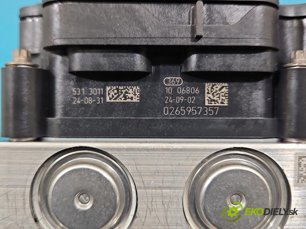 MG MG3  24- 1.5 16V 116 HP manual 85 kW 1495 cm3 5- čerpadlo abs 11717522 (Pumpa ABS)