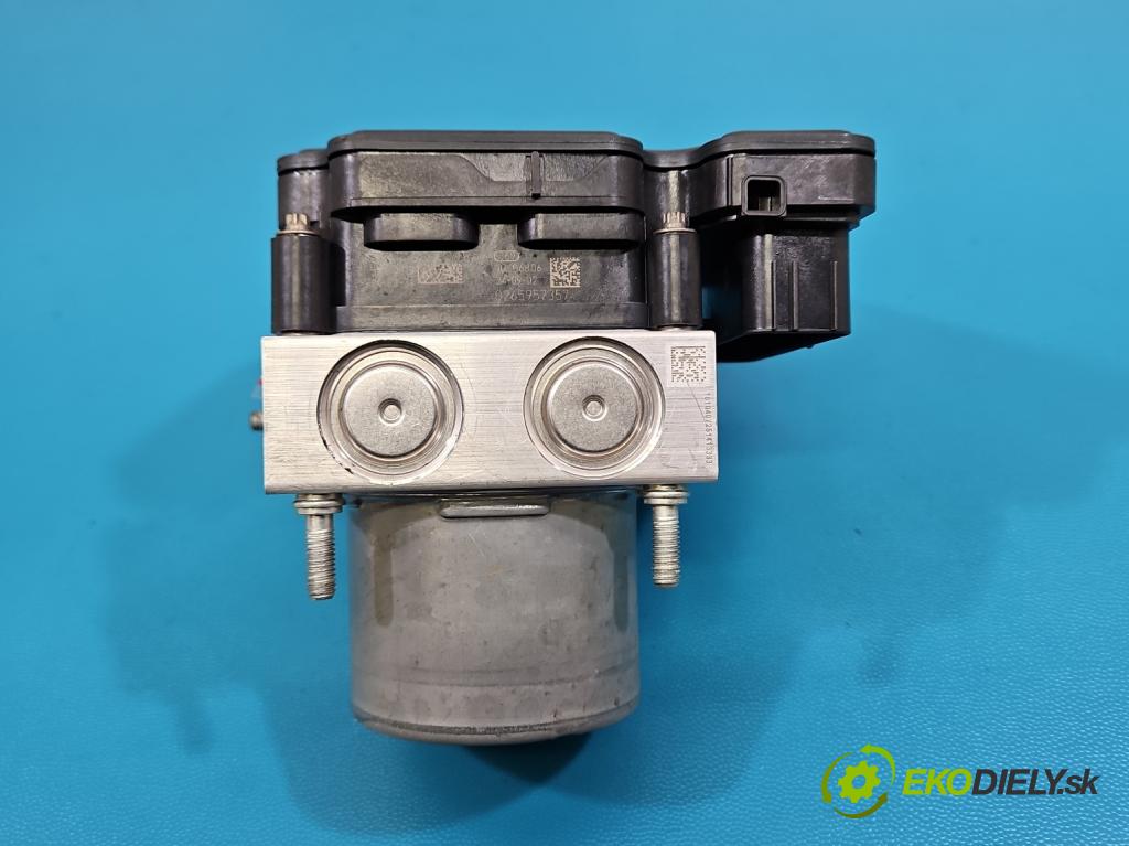 MG MG3  24- 1.5 16V 116 HP manual 85 kW 1495 cm3 5- čerpadlo abs 11717522 (Pumpa ABS)