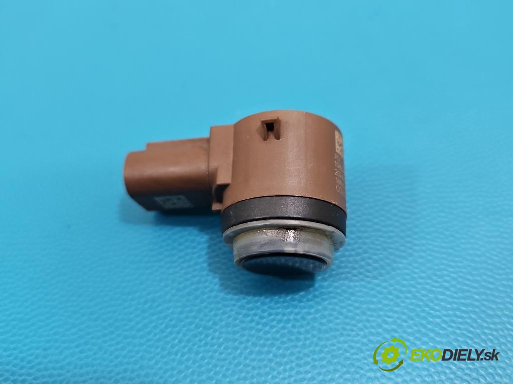 MG MG3  24- 1.5 16V 116 hp manual 85 kW 1495 cm3 5- snímač parkování 10850857