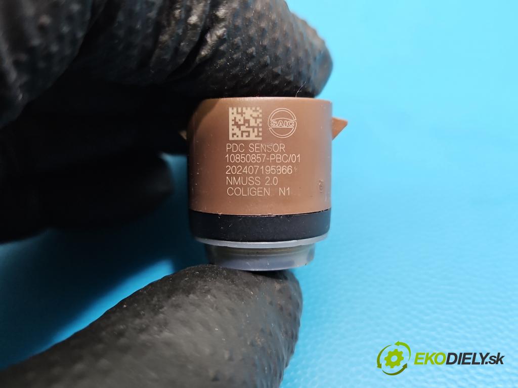 MG MG3  24- 1.5 16V 116 hp manual 85 kW 1495 cm3 5- snímač parkování 10850857