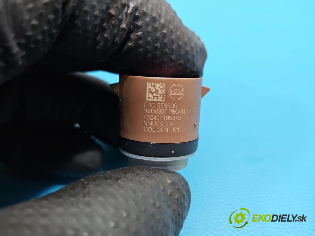 MG MG3  24- 1.5 16V 116 HP manual 85 kW 1495 cm3 5- snímač parkovaní: 10850857