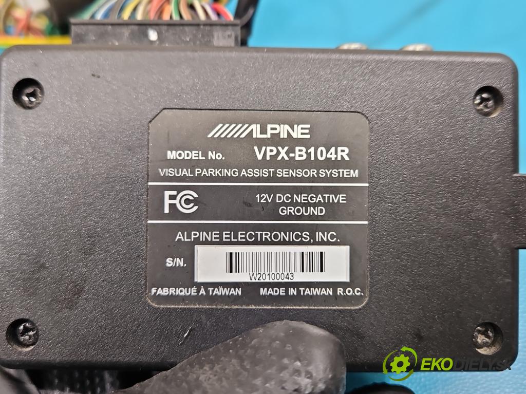 Volvo XC90 I 2002-2014 2.5 T 209KM automatic 154 kW 2521 cm3 5- Radio ALPINE INE-W920R
