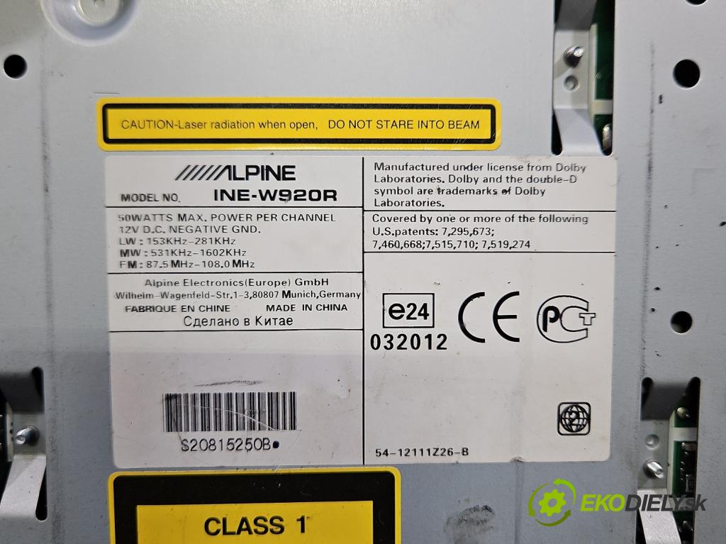 Volvo XC90 I 2002-2014 2.5 T 209KM automatic 154 kW 2521 cm3 5- Radio ALPINE INE-W920R