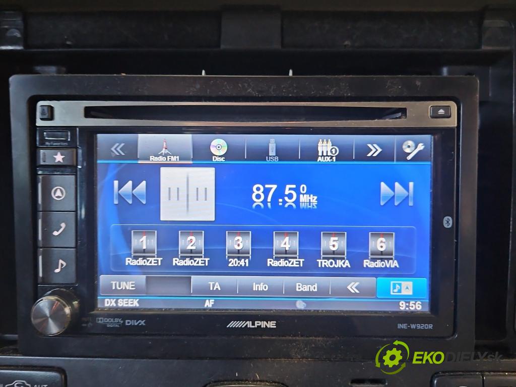 Volvo XC90 I 2002-2014 2.5 T 209KM automatic 154 kW 2521 cm3 5- Radio ALPINE INE-W920R
