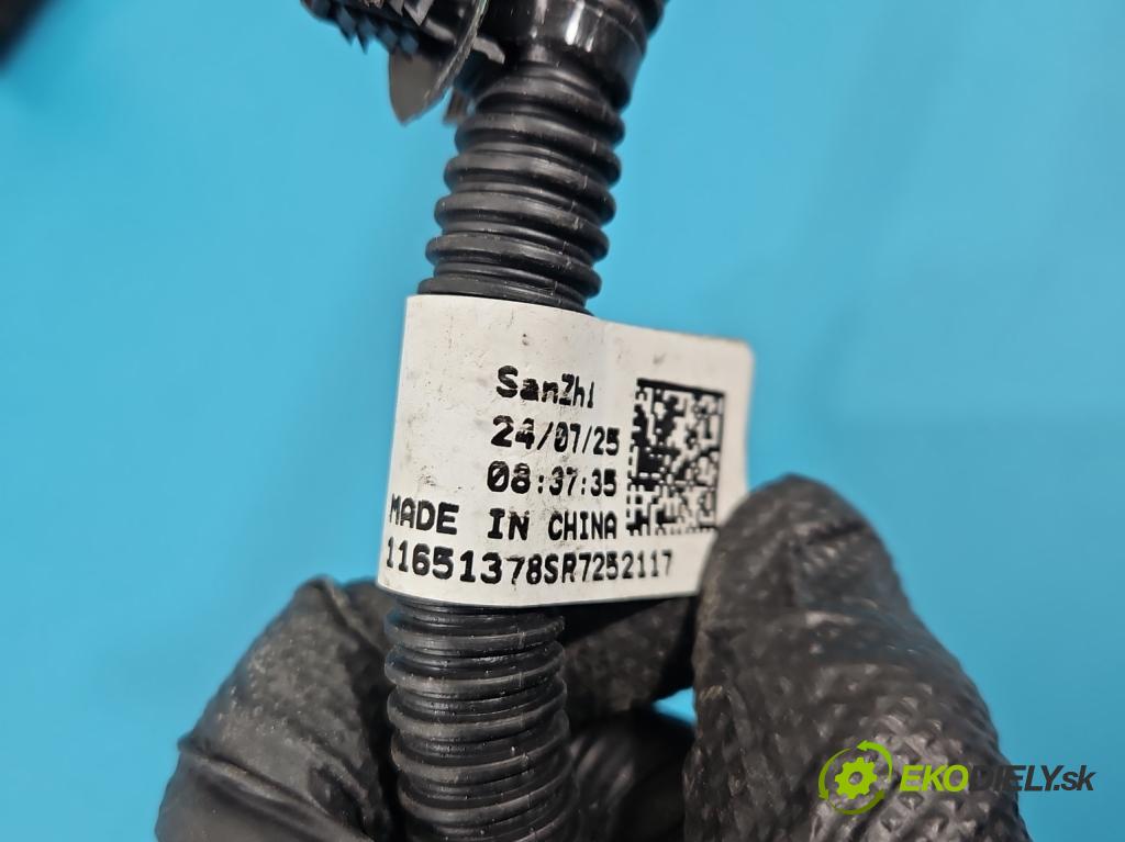 MG MG3  24- 1.5 16V 116 hp manual 85 kW 1495 cm3 5- kontakt plusová 11651378
