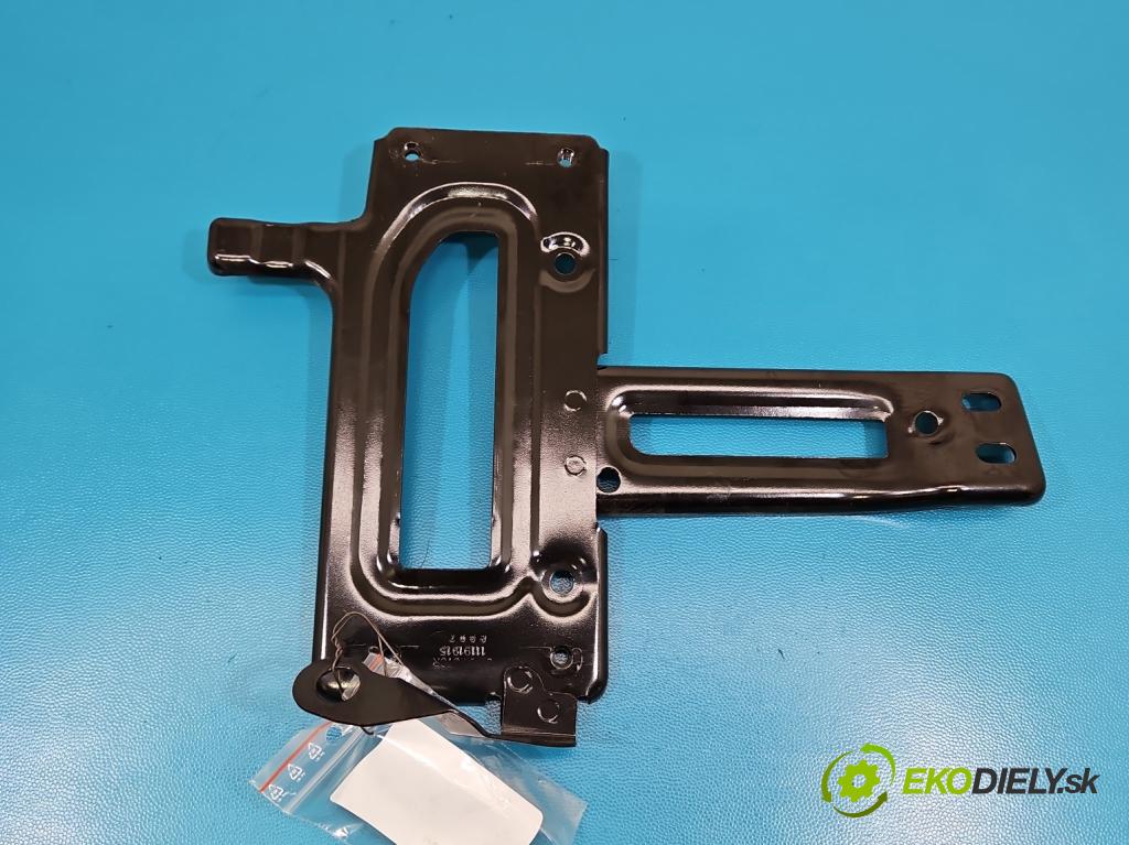 MG MG3  24- 1.5 16V 116 HP manual 85 kW 1495 cm3 5- Upevnenie: 11191915