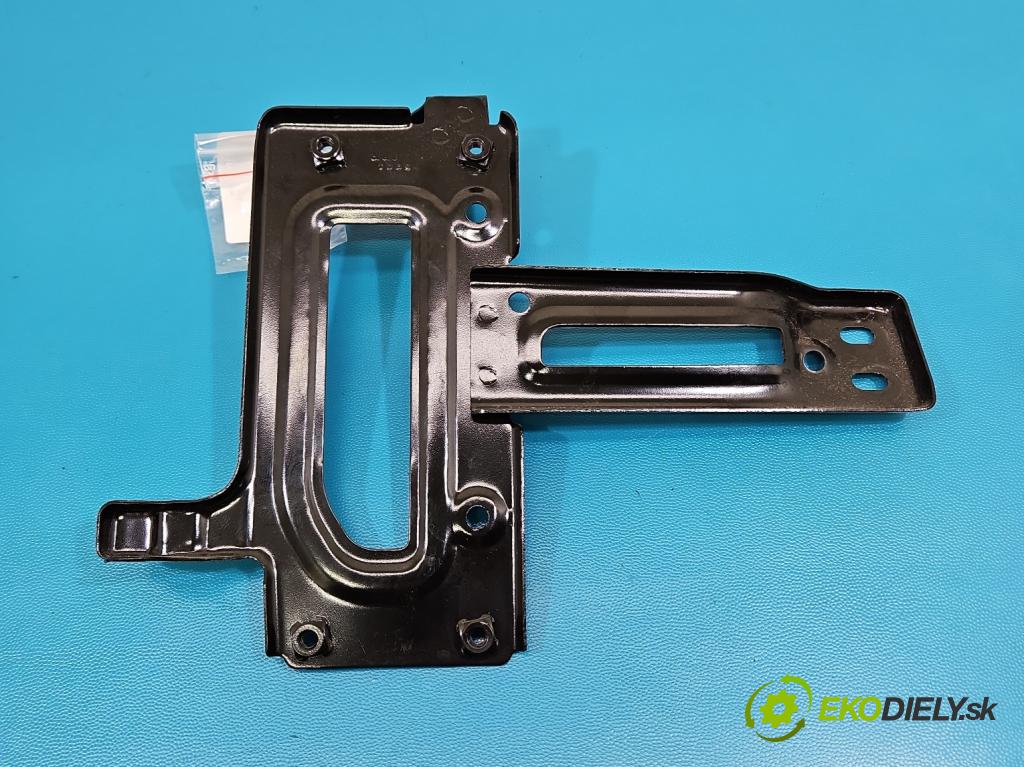 MG MG3  24- 1.5 16V 116 HP manual 85 kW 1495 cm3 5- Upevnenie: 11191915