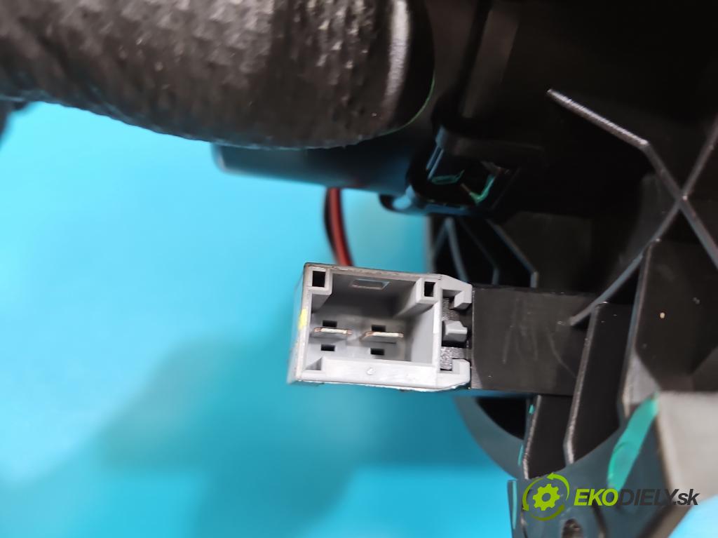 MG MG3  24- 1.5 16V 116 HP manual 85 kW 1495 cm3 5- ventilátor vzduchu 11792641