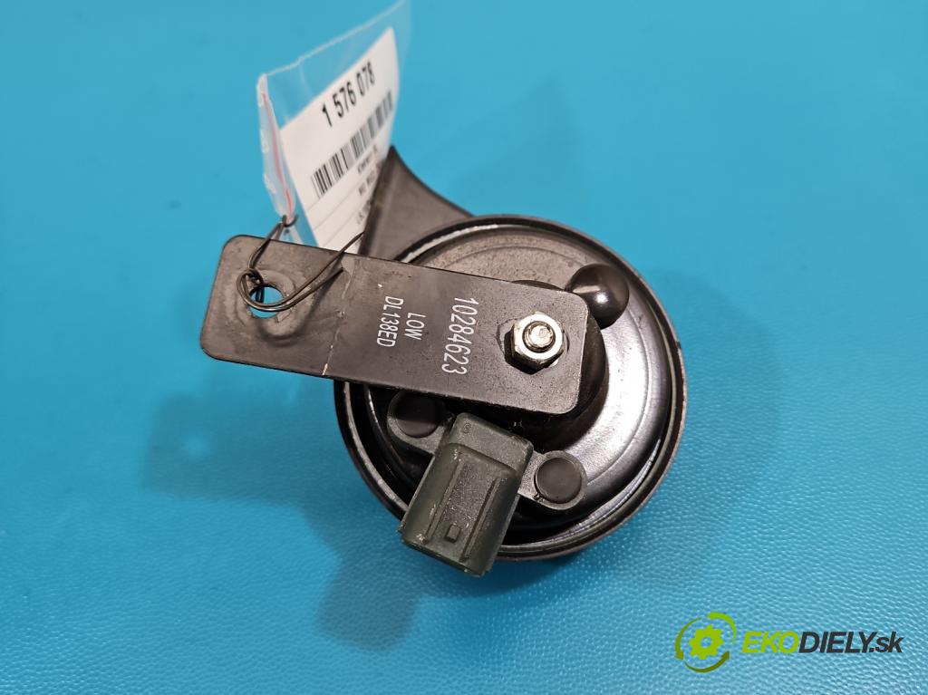 MG MG3  24- 1.5 16V 116 hp manual 85 kW 1495 cm3 5- Klakson: 10284623