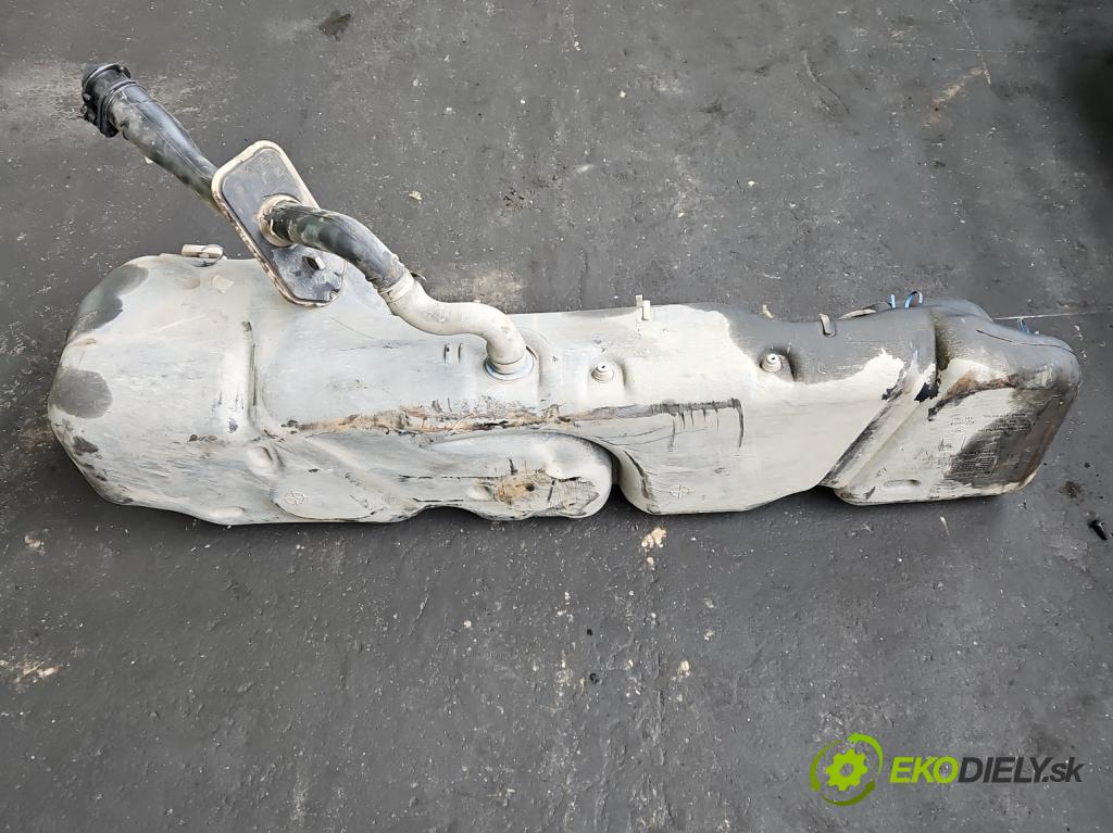 Renault Master III 2010-2024 2.3 dci 131 HP manual 96 kW 2299 cm3 5- Nádrž: palivo 8200947537 (Palivová nádrž)